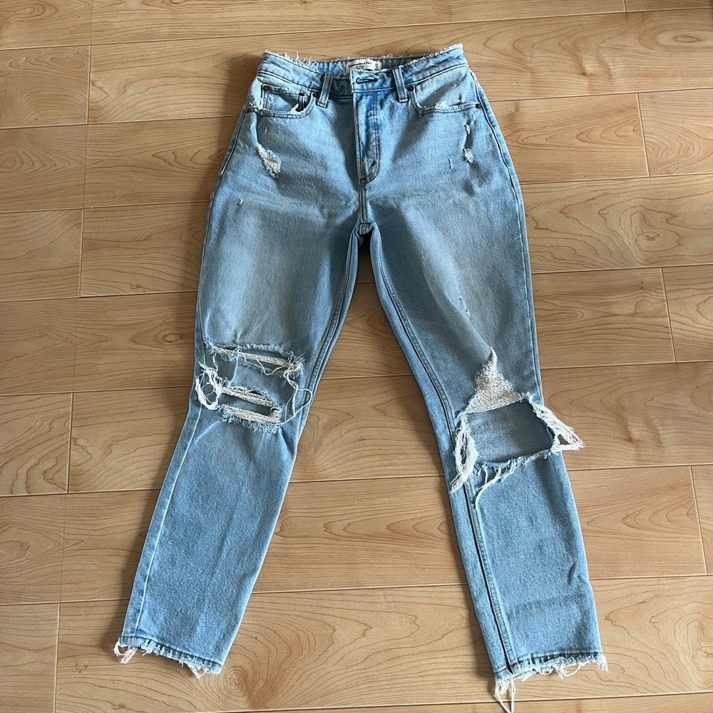 Abercrombie Curve Love Skinny High Rise Size 27/4